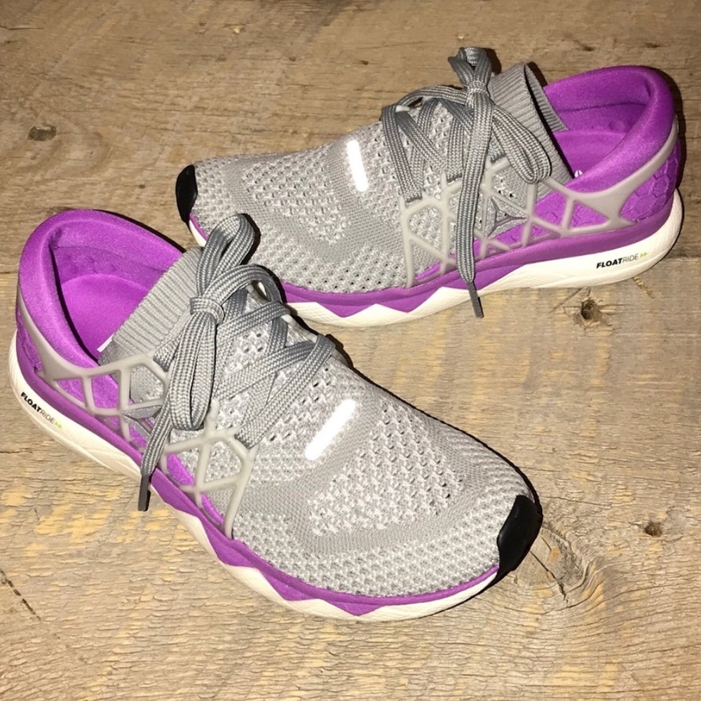 Reebok Floatride Run Ultraknit Running Shoe Size 6